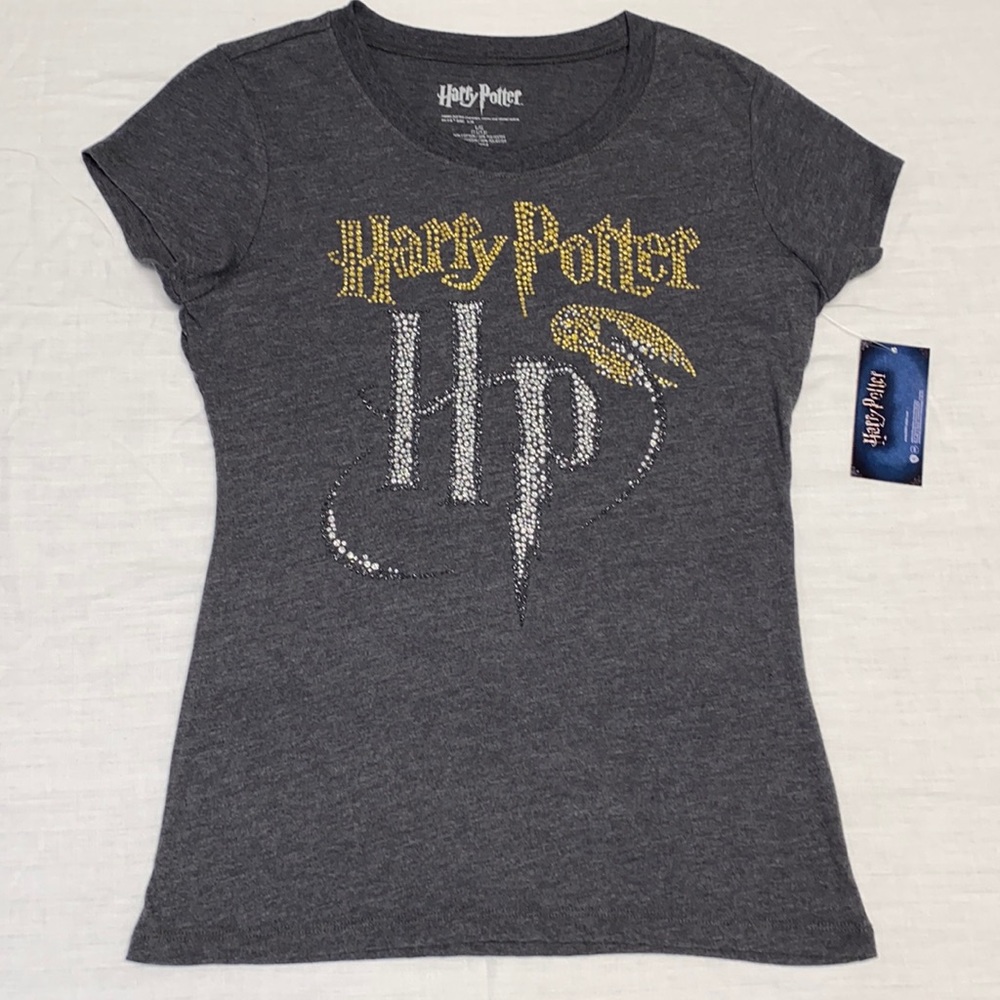 Harry Potter shirt. NWT. Size Large. Gray.